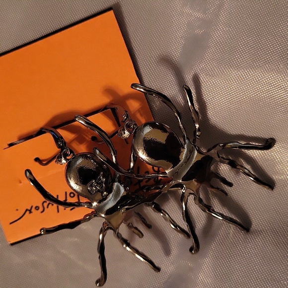 Betsey Johnson large gem spiders - Picture 5 of 6